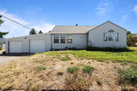 220 Park Ave, Electric City, WA 99123