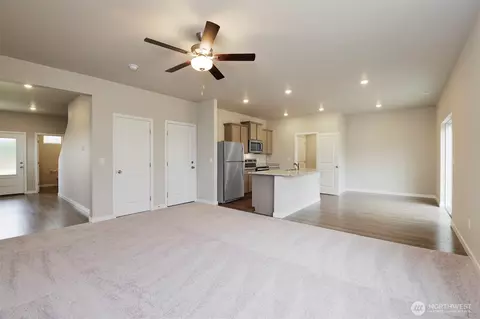 Living - 8508 13th Ave E, Tacoma, WA 98445 photo 1 of 1