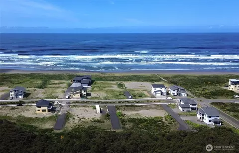 1505 Beach Glass Ln, Westport, WA 98595
