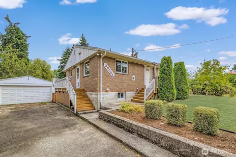 23001 Brier Rd, Brier, WA 98036