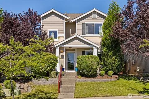 1718 Brown Ave, Dupont, WA 98327