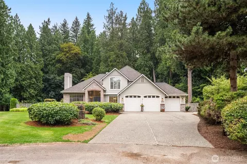 19703 NE 167th Ct, Woodinville, WA 98077
