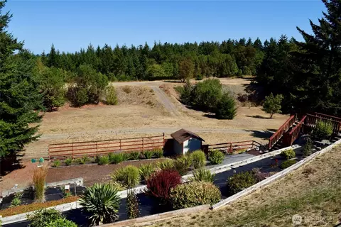 Exterior - 180 Brittany Ln, Sequim, WA 98382 photo 9 of 9