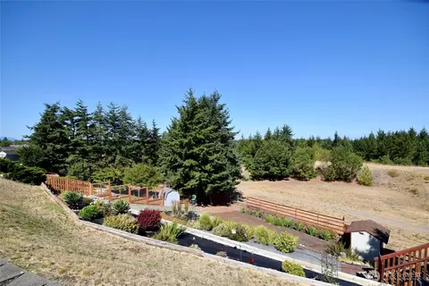 Exterior - 180 Brittany Ln, Sequim, WA 98382 photo 7 of 9