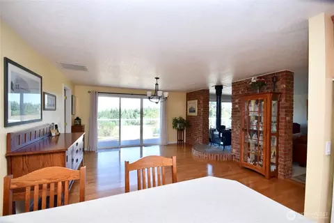 Dining - 180 Brittany Ln, Sequim, WA 98382 photo 1 of 2