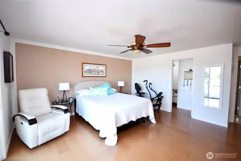 Bedroom - 180 Brittany Ln, Sequim, WA 98382 photo 3 of 3