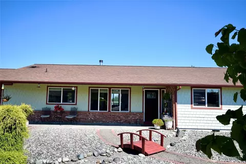 Exterior - 180 Brittany Ln, Sequim, WA 98382 photo 2 of 9