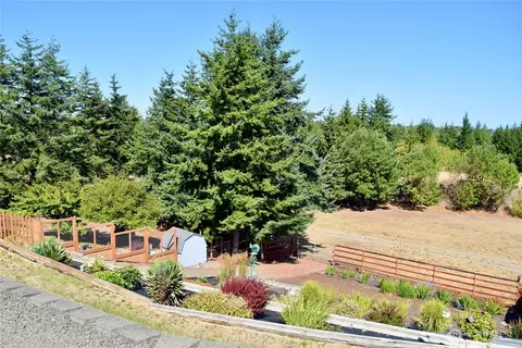 Exterior - 180 Brittany Ln, Sequim, WA 98382 photo 8 of 9