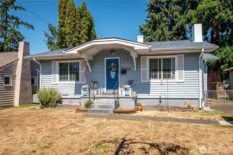 2848 Dover St, Longview, WA 98632