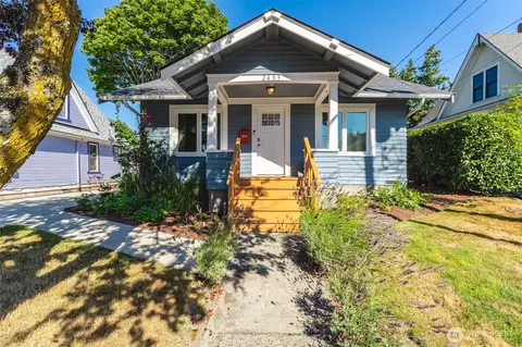 2409 F St, Bellingham, WA 98225