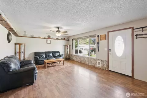 Living - 506 Deeded Ln SW, Orting, WA 98360 photo 1 of 4