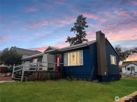106 S 4th St, Odessa, WA 99159