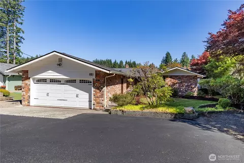 881 E Ballantrae Dr, Shelton, WA 98584