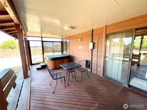 Exterior - 220 N Govan Ave, Sequim, WA 98382 photo 3 of 9