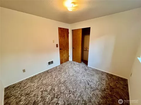 Bedroom - 220 N Govan Ave, Sequim, WA 98382 photo 4 of 5