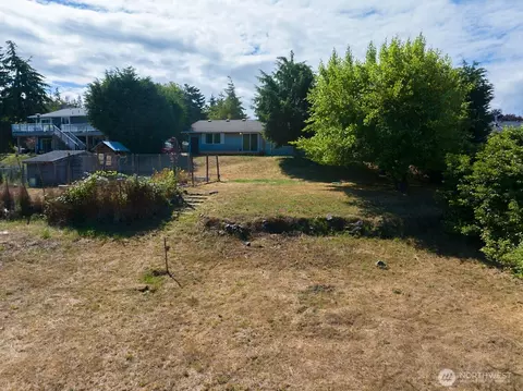 Exterior - 61 E Robert Pl, Sequim, WA 98382 photo 5 of 7