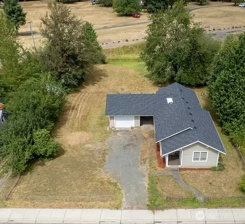 612 Main Ave, Morton, WA 98356