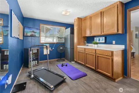Other - 9215 10th Ave SE, Everett, WA 98208 photo 2 of 2