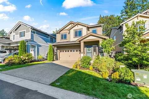 32540 Granite Ct, Black Diamond, WA 98010