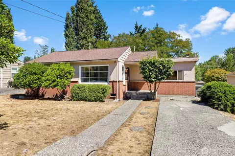 15310 26th Ave NE, Shoreline, WA 98155