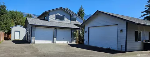 115 Grand Ave W, Gold Bar, WA 98251