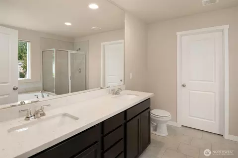 Bath - 1 SE 115th St, Everett, WA 98208 photo 4 of 4