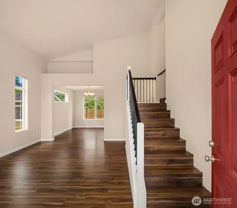 Entry Way - 1 SE 115th St, Everett, WA 98208 photo 2 of 2