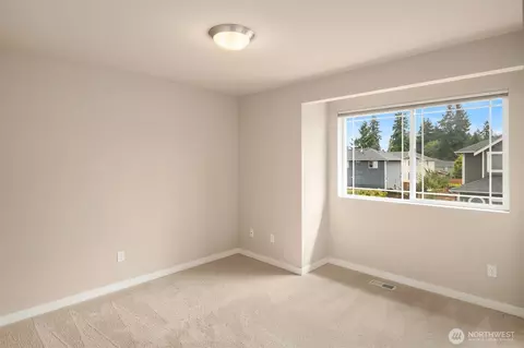 Bedroom - 1 SE 115th St, Everett, WA 98208 photo 2 of 4