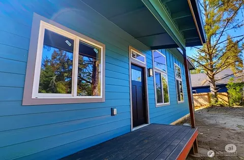 335 Dorado Ave SW, Ocean Shores, WA 98569