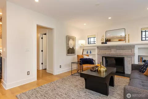 1815 N 55th St, Seattle, WA 98103 photo 13
