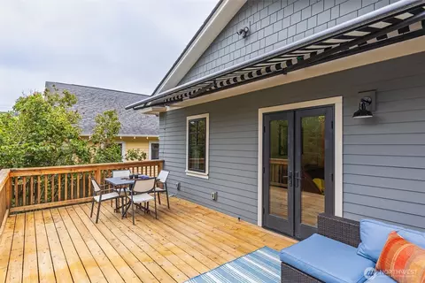 1815 N 55th St, Seattle, WA 98103 photo 33