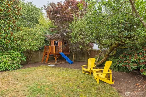 1815 N 55th St, Seattle, WA 98103 photo 38