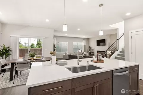 Kitchen - 3408 165th St SE, Bothell, WA 98012 photo 9 of 10