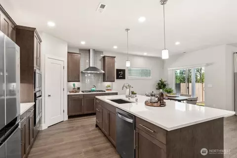 Kitchen - 3408 165th St SE, Bothell, WA 98012 photo 10 of 10