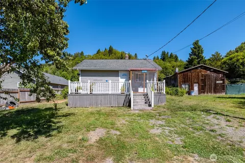 45185 Duffy St, Concrete, WA 98237