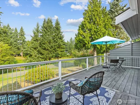 15000 Village Green Dr #19, Mill Creek, WA 98012