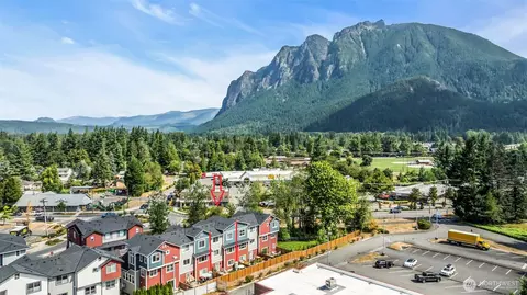 369 E Park St #D3, North Bend, WA 98045