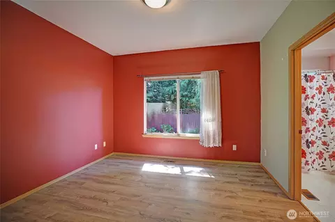 Bedroom - 122 73rd St SW, Everett, WA 98203 photo 1 of 2