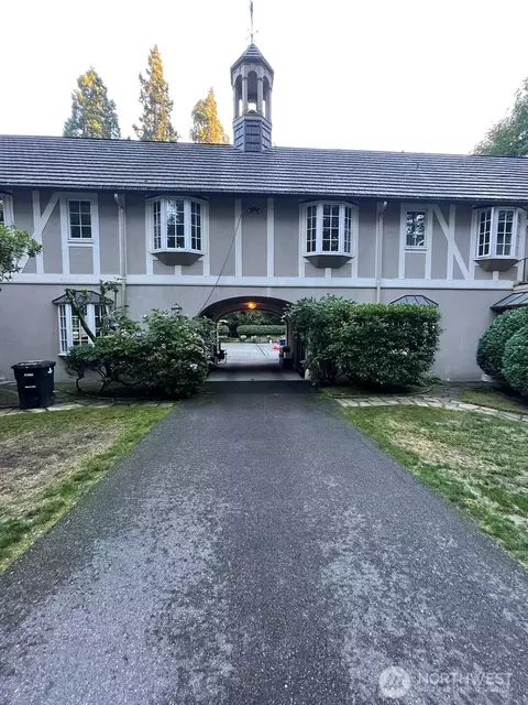 144 146 Moss Rd, Shoreline, WA 98177