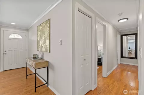 Entry Way - 216 Bridge Way, Everett, WA 98201 photo 2 of 2