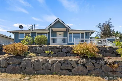 216 Bridge Way, Everett, WA 98201