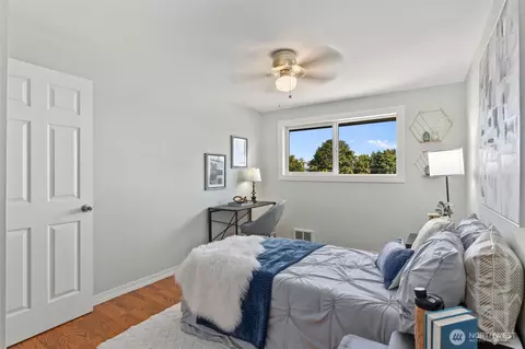 Bedroom - 216 Bridge Way, Everett, WA 98201 photo 5 of 5