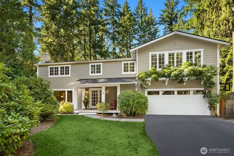 8180 NE Blakely Heights Ct, Bainbridge Island, WA 98110