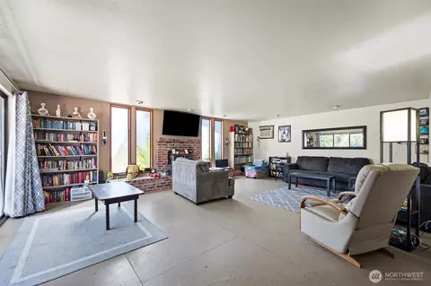 Living - 756 White St, Walla Walla, WA 99362 photo 1 of 1