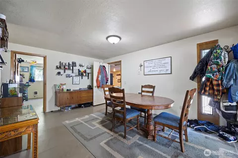 Dining - 756 White St, Walla Walla, WA 99362 photo 1 of 1