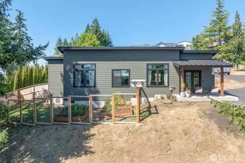 810 Taylor Rd, Kalama, WA 98625