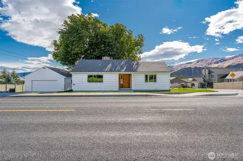 921 Easy St, Wenatchee, WA 98801