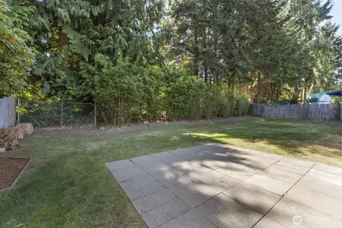 Exterior - 210 219th Pl SW, Bothell, WA 98021 photo 4 of 8