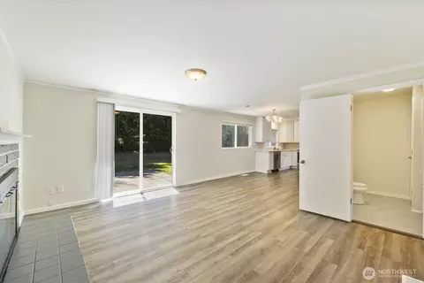 Living - 210 219th Pl SW, Bothell, WA 98021 photo 6 of 8