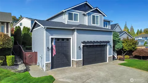 8212 72nd Ave E, Puyallup, WA 98371